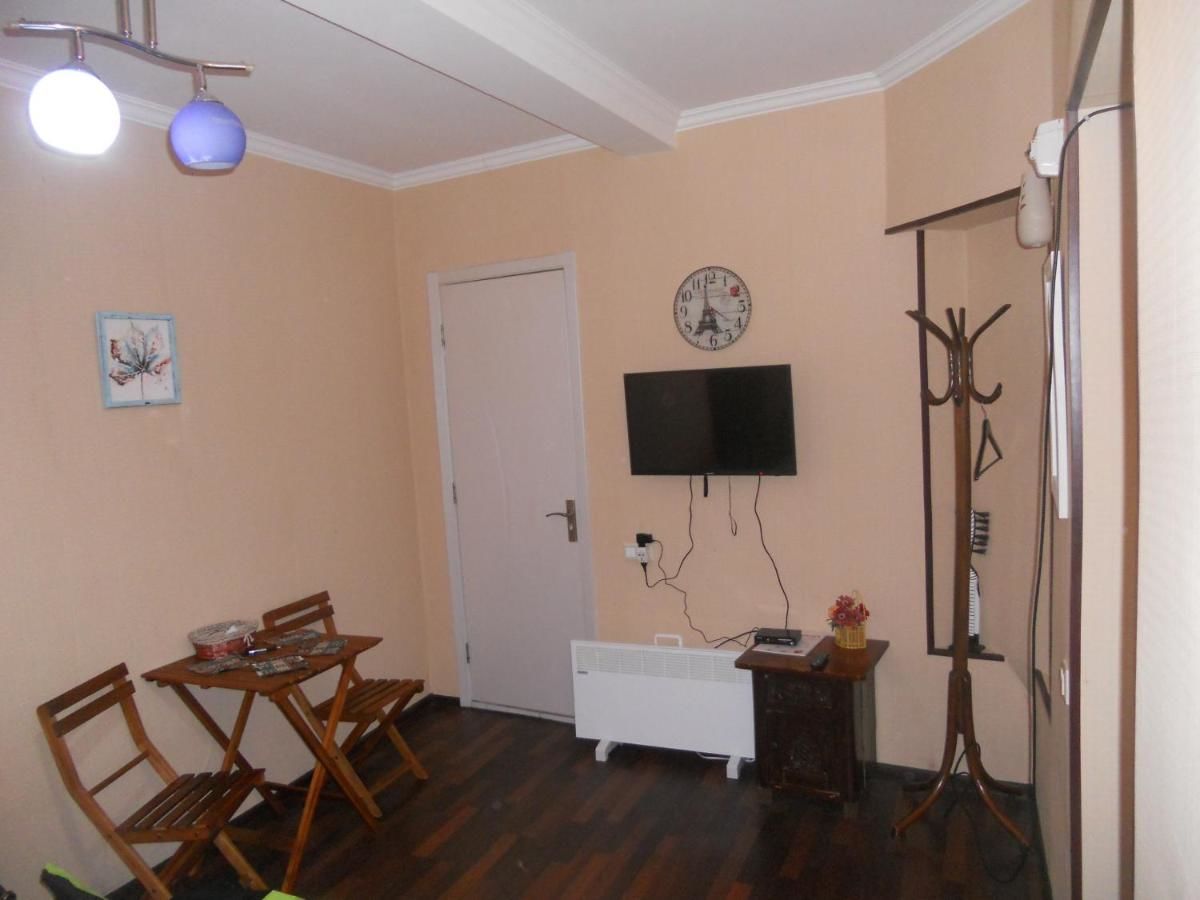 Гостевой дом Rooms Apartment Тбилиси-23